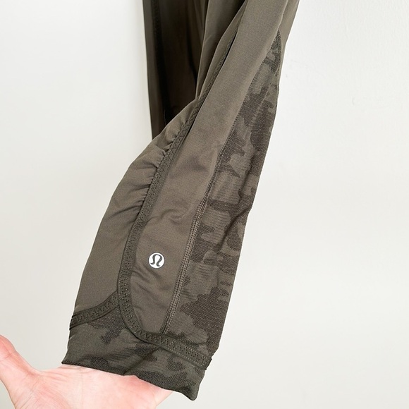 Lululemon Run for days Crop Deep Camo 4 - Picture 8 of 10